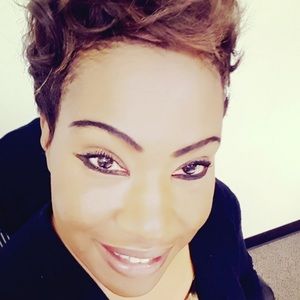 Meet your Posher, Sonya